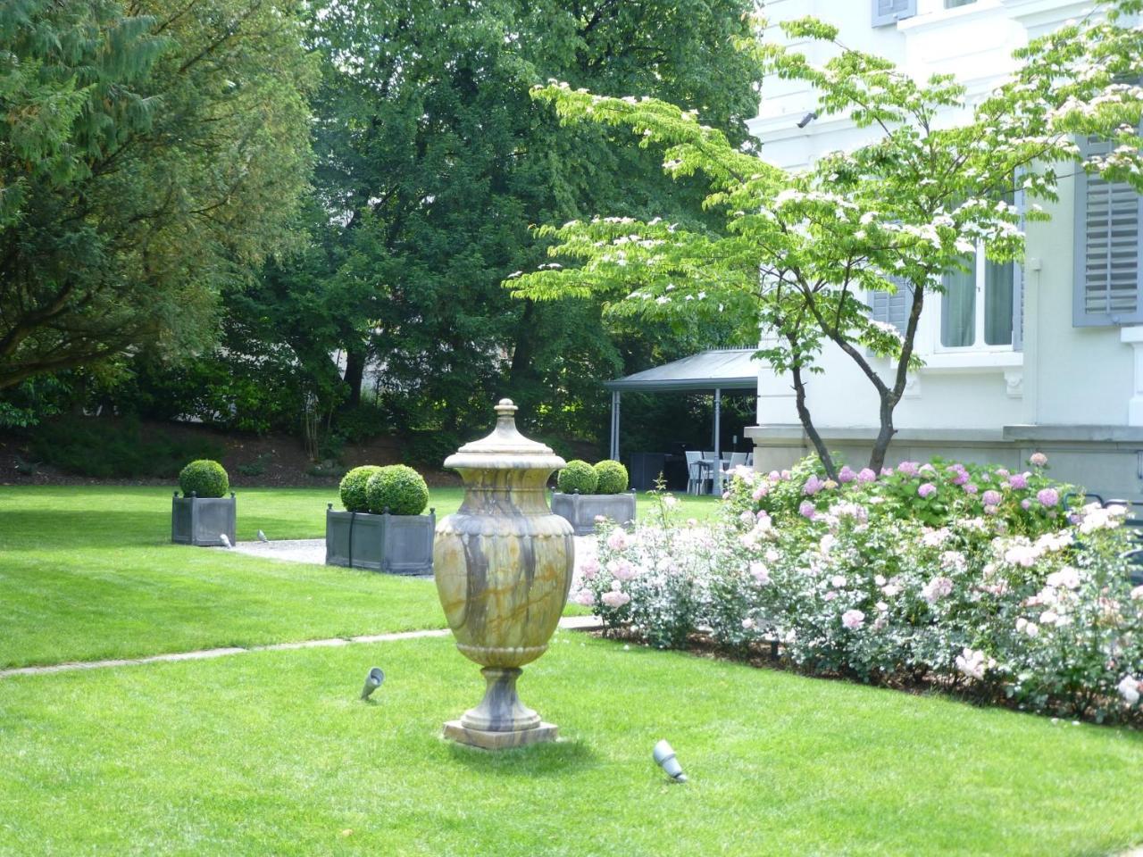 Entire Zurich Villa, Your Private Luxury Escape With In House Staff Exteriér fotografie